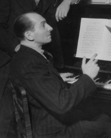 Adam Lenczowski