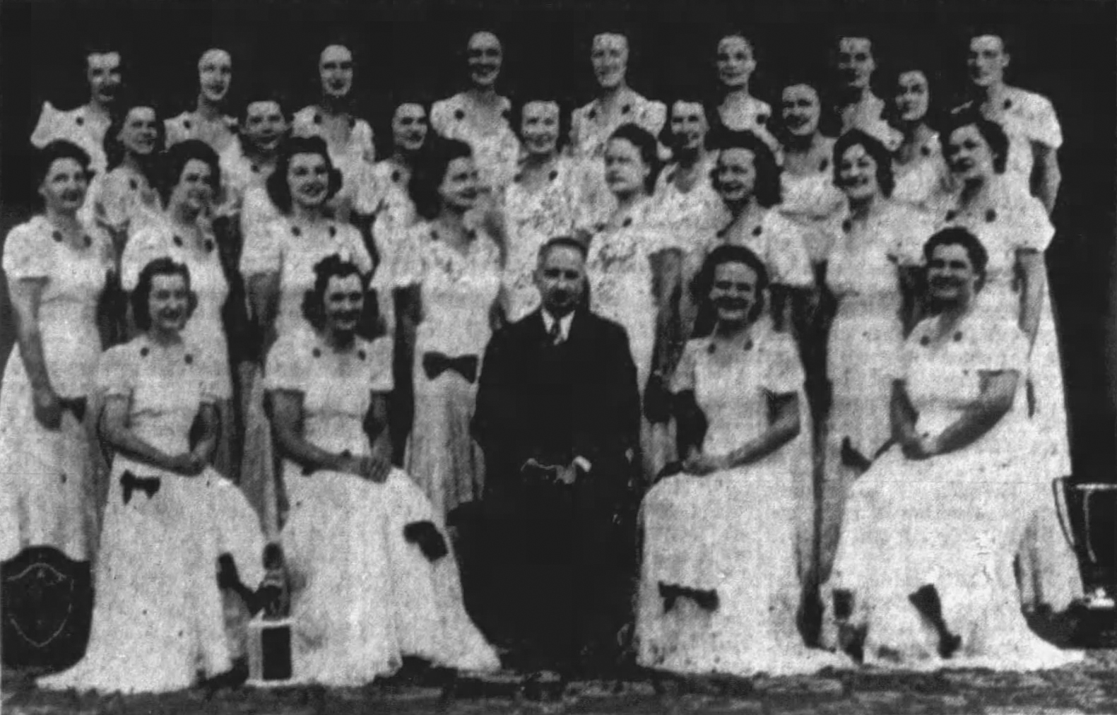 Chór Arfa
(dyr. Edward Sennert - 1941 r.)