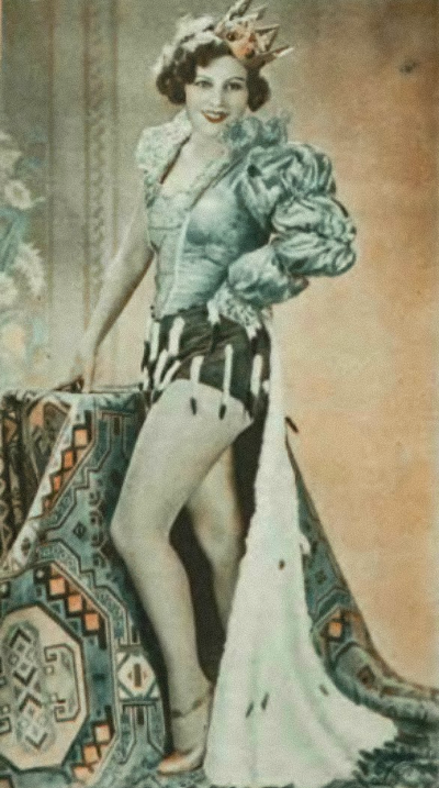 Zula Pogorzelska - królowa Izabela, teatr Banda