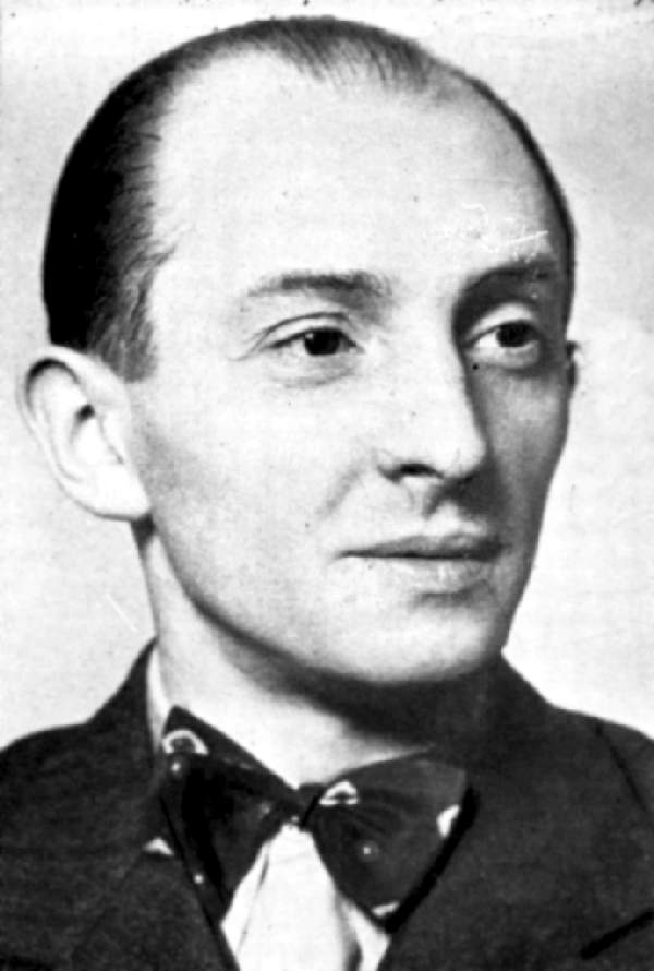 Adam Lenczowski